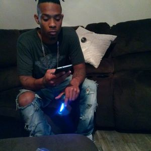 Meet your Posher, Beezy